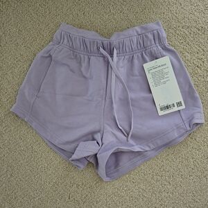 Lululemon inner glow HR short 3" lilac ether  2